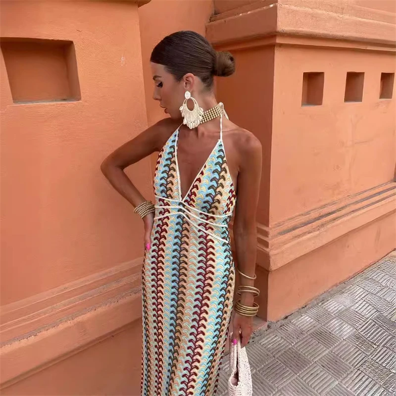 

Women's 2024 new sexy slim fit dress with contrasting lace V-neck strap and backless beach dress