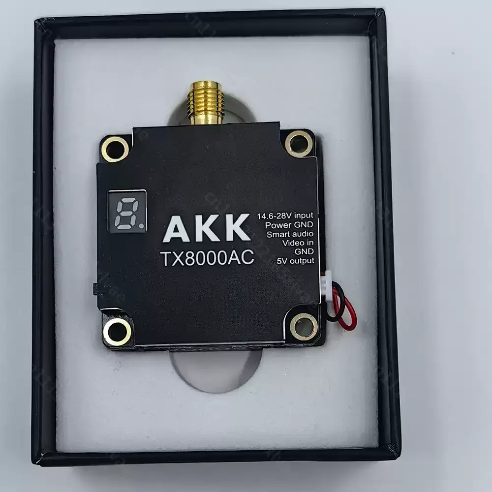 TX8000AC 5.8G 8w plastic  long-distance transmission 96CH chart crossover machine with  for RC parts