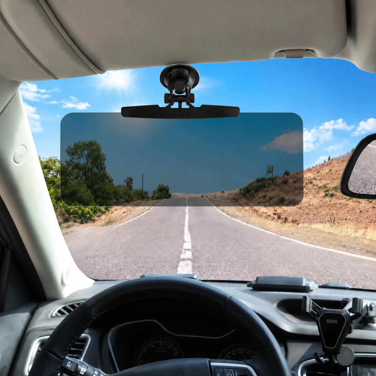 A Car Mounted Anti Glare Mirror, Anti UV Strong Light Vehicle Sunshade