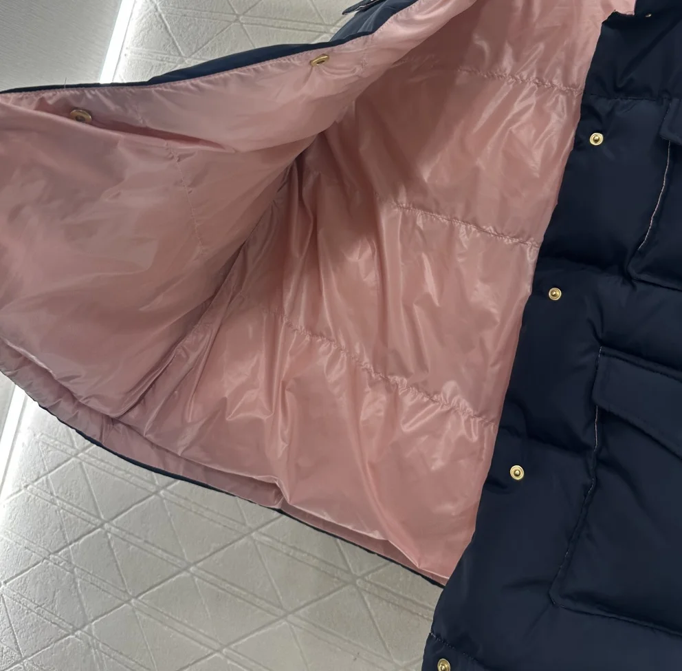 겨울 신상 방풍 방수 나일론 소재 스탠드 칼라 포켓 화이트 구스 다운 베스트 재킷 여성 의류