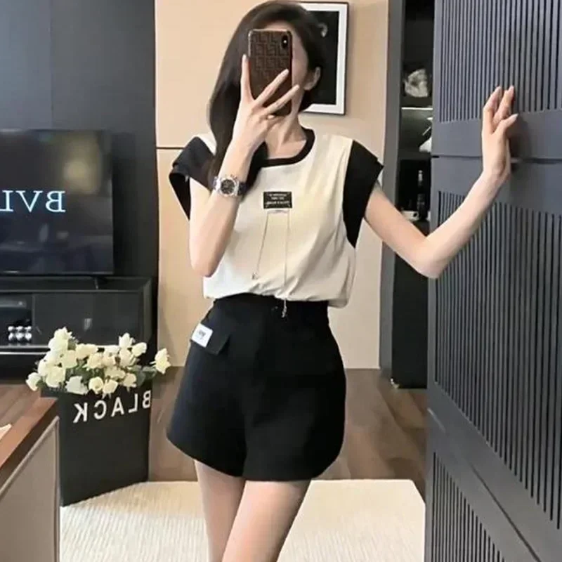 Athleisure Fashion Matching Sets Fashion Patchwork O-neck Short Sleeve Two-piece Suit Summer Casual Pleated Pullover Short Sets