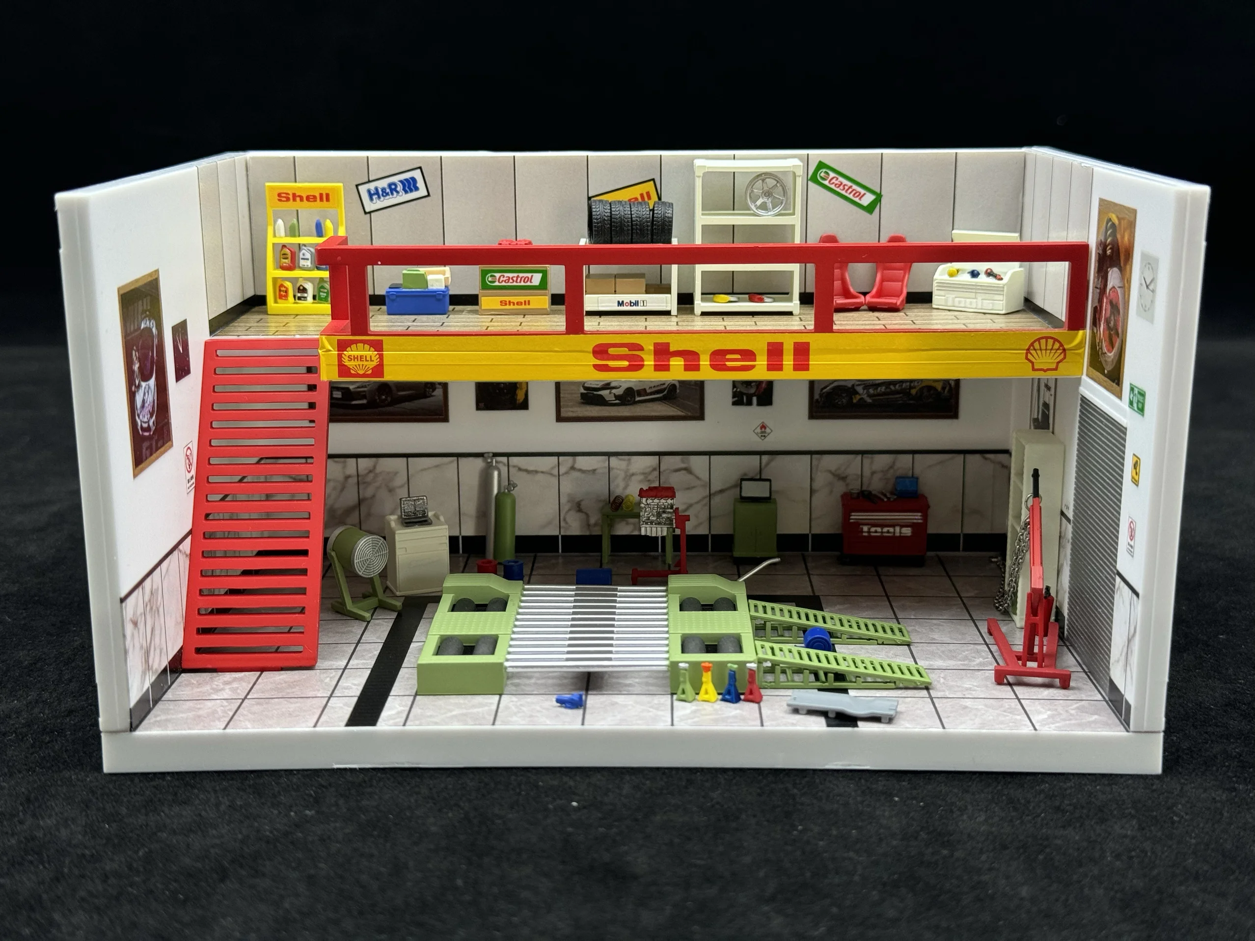 

Diecast 1:64 Scale Motorhelix MH Repair Shop Scene Set Car Model Collectible Toy Gift Souvenir Display Ornament