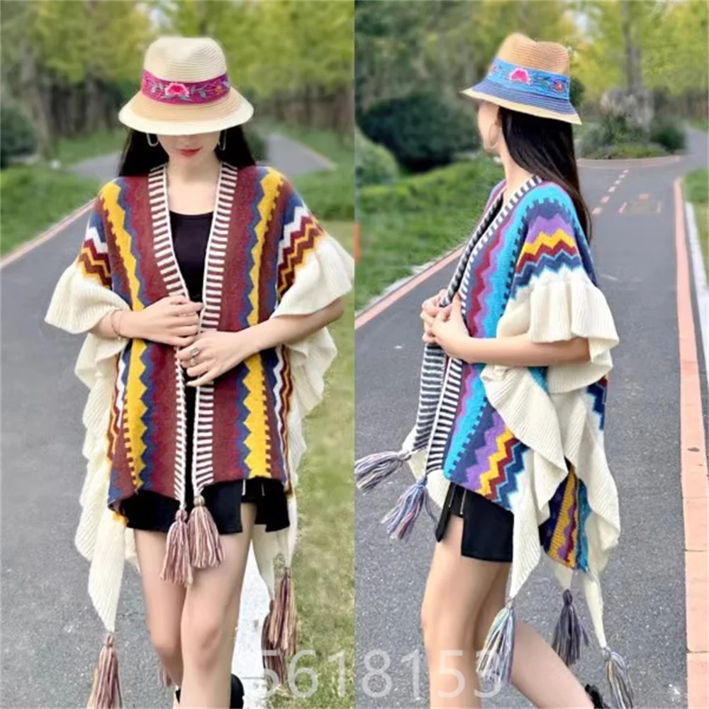 

One Knitted sweater lazy cape shawl tassel top bat shirt autumn cape female (three colors to choose from)