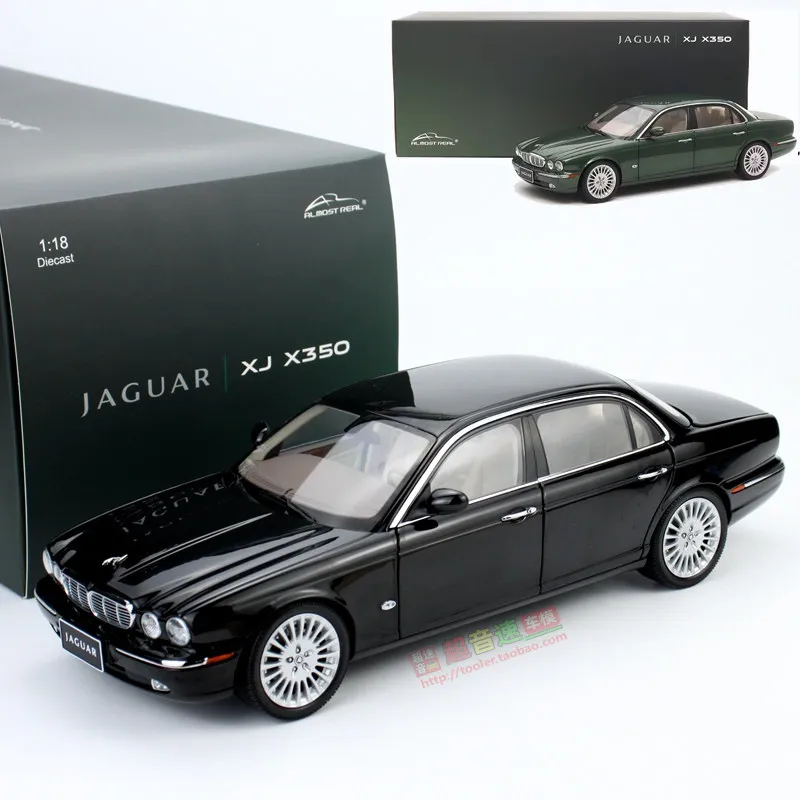 AR 1:18 Jaguar XJ6 X350 Cast Iron Alloy Fully Open Car Model, Boys' Holiday Gift Toy, Adult Collection Decoration Item.