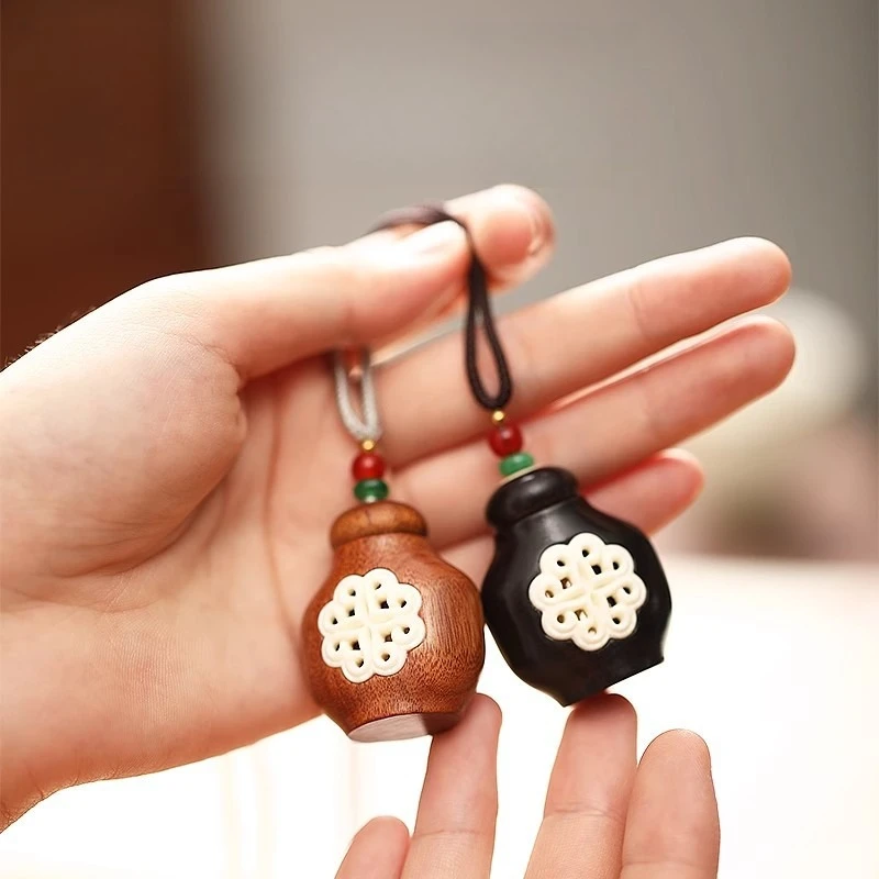 Sachet bottle pendant, carry-on wear, fragrant pill ball wooden necklace, car ornament, aromatherapy pendant