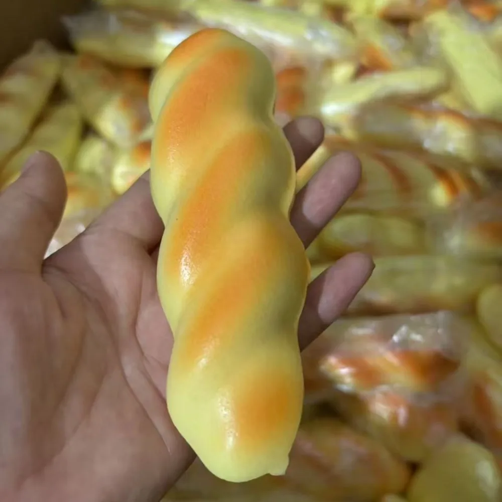 1pc Durable Slow Rebound Bread Squishy Wet Soft Soft Sticky Pinch Toy Stress Ball Kids Adults