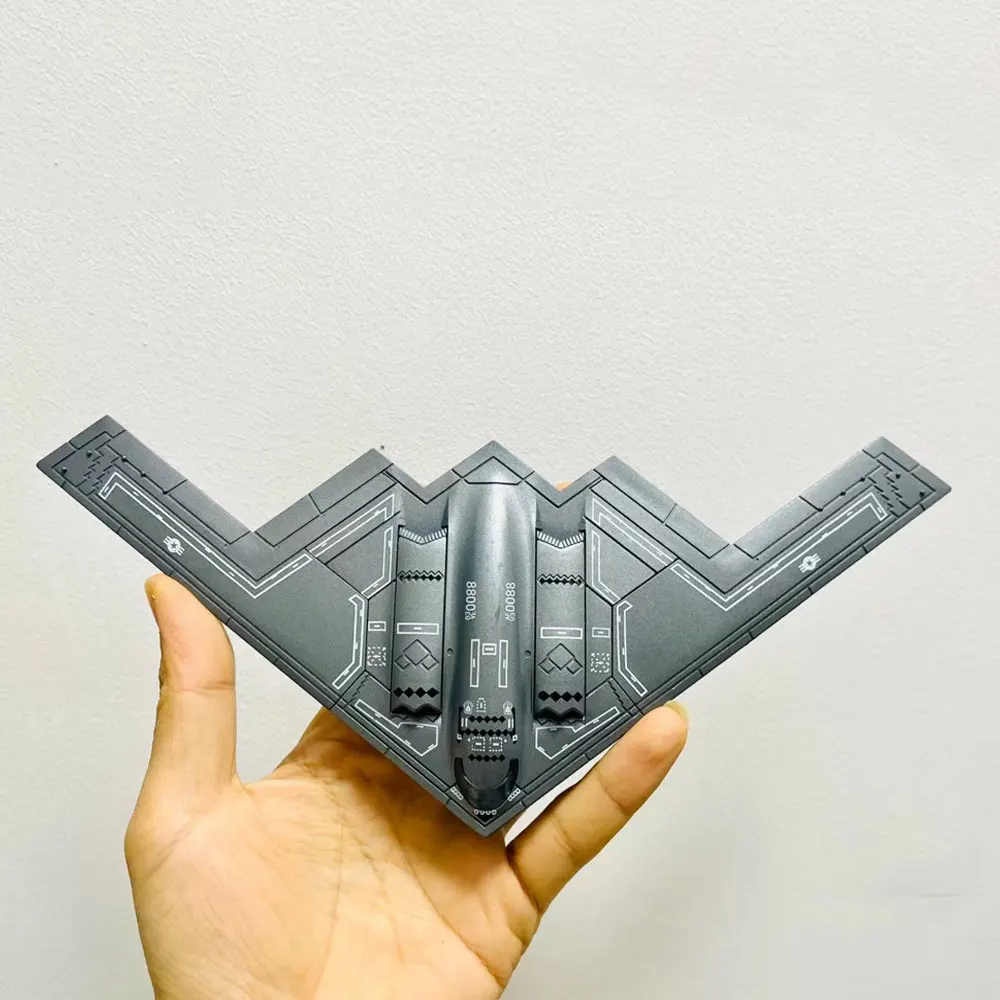 1:200 Scale plane US Air Force B2 B-2 A Ghost Bomber ABS Die-Cast Aircraft Model Toy Collection Gift Display