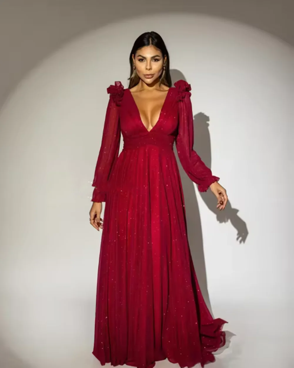 Abito da ballo in chiffon con scollo a V profondo e maniche lunghe a sbuffo Piega fino al pavimento Abito da sera a trapezio per abito da cocktail da donna