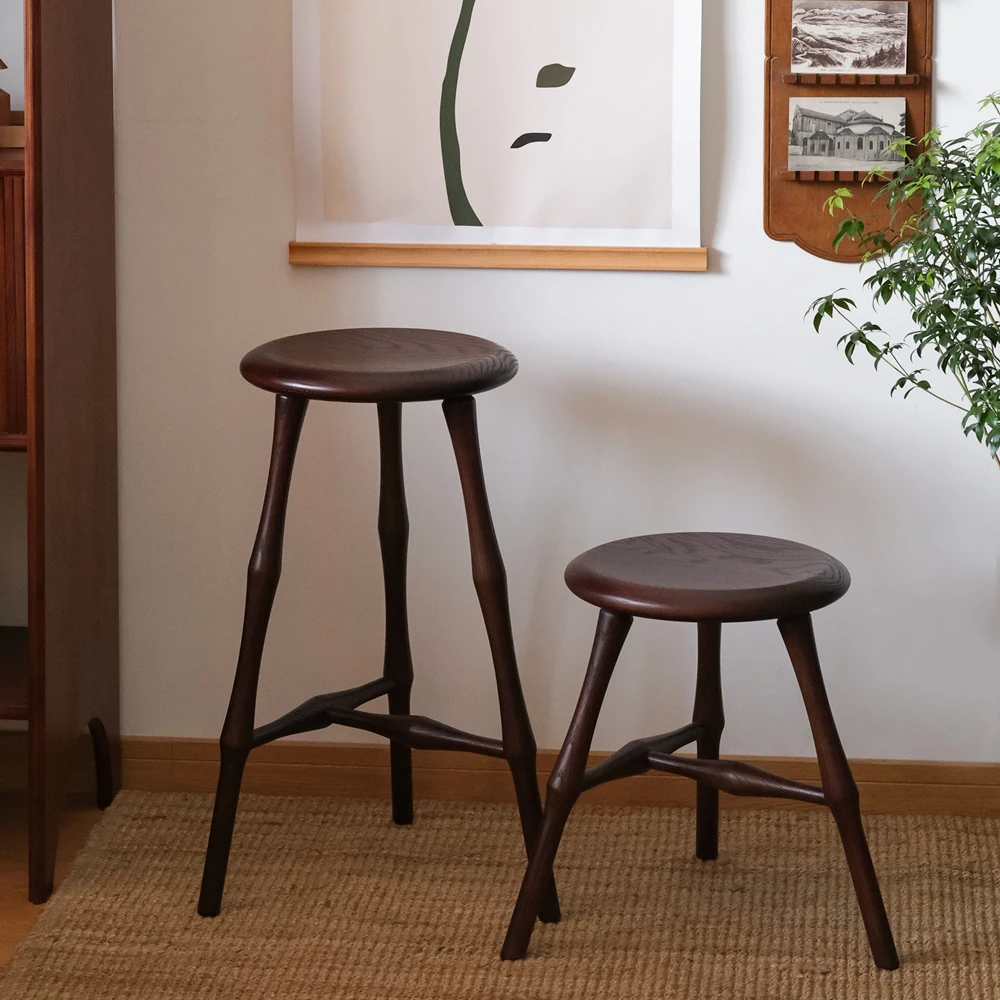 مقعد مرتفع من الخشب الصلب بتصميم عتيق لتغيير الأحذية في العصور الوسطى #4