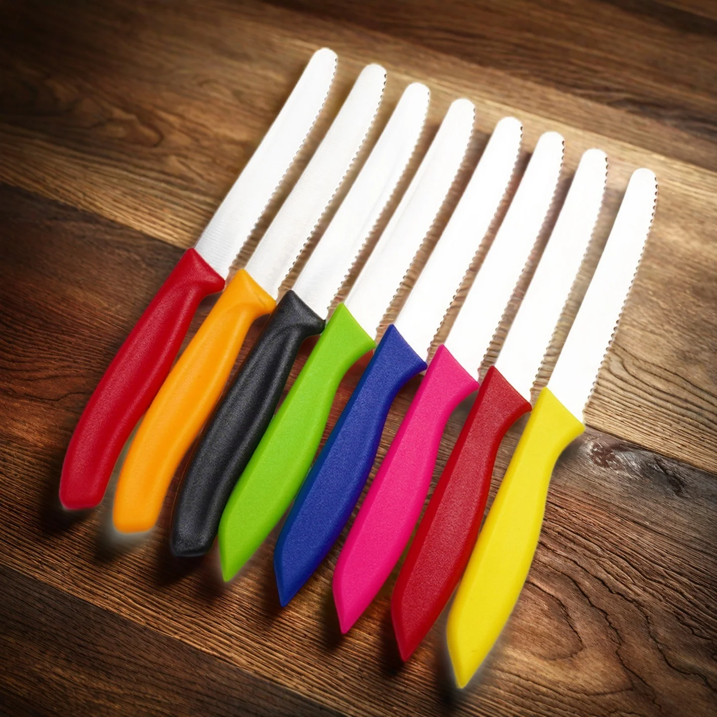 Gezahntes Steakmesser, Edelstahl-Steakmesser mit spitzem Schwanz-Kunststoffgriff, multifunktionales Brot-Dessertmesser für die Küche – Detail 10