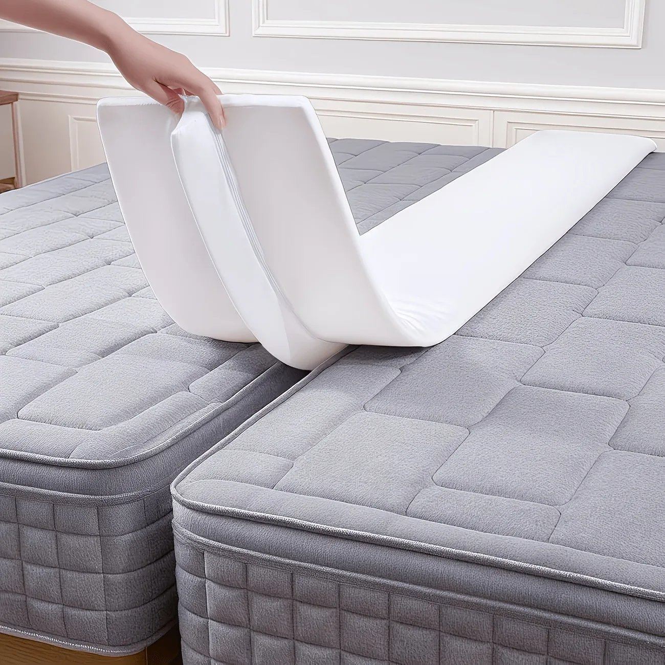 

Соединитель для двуспальной кровати, который может объединить две односпальные кровати в цельную большую кровать. Съемный и моющийся чехол