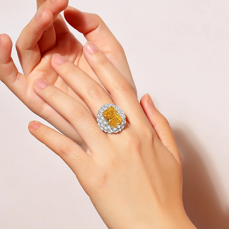 Luxury Jewelry Emerald Green Zircon Ring For Women S925 Sterling Silver Fancy Color High Carbon Diamond Ring Party Jewelry Gift