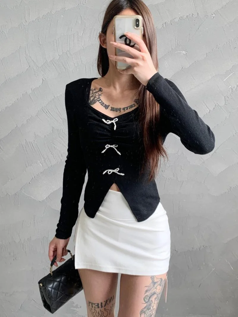 Sense Wrinkle Design U-neck Top New Stylish Slim Irregular Long Sleeved Knitted Sweater Casual Sweet Women Tops 2024 New N8NO