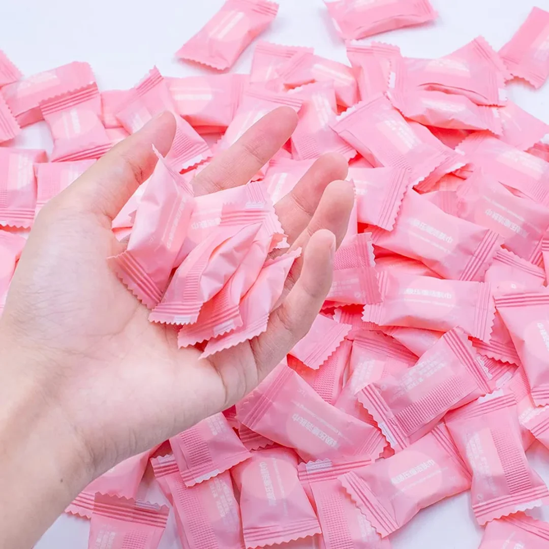 Compressed Towel Disposable Portable Face Towel Cotton Coin Tissue Suitable For Travel Camping Hiking Sports Beauty Salons