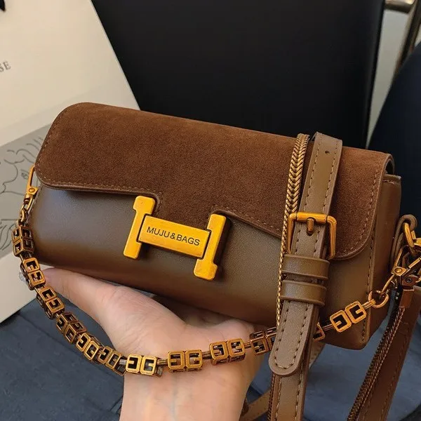 

Fashionable Ladies Crossbody-Bag Made Of Genuine Leather Featuring Famous Designer Inspired Lasting Vintage Style​