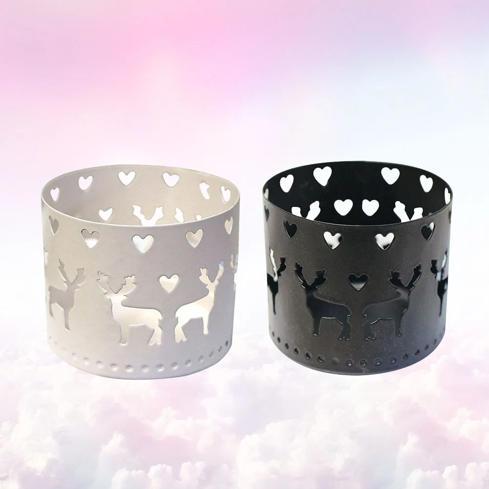 

2Pcs Christmas Candlesticks Iron Art Holder Hollow-Out Vintage Style Decorative Stand for Home Wedding Office Use