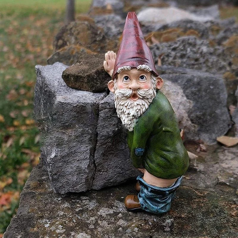 2026 Urinating Gnome Statue Resin Crafts White Bearded Old Man Dwarf Sculpture Christmas Garden Courtyard Decoration