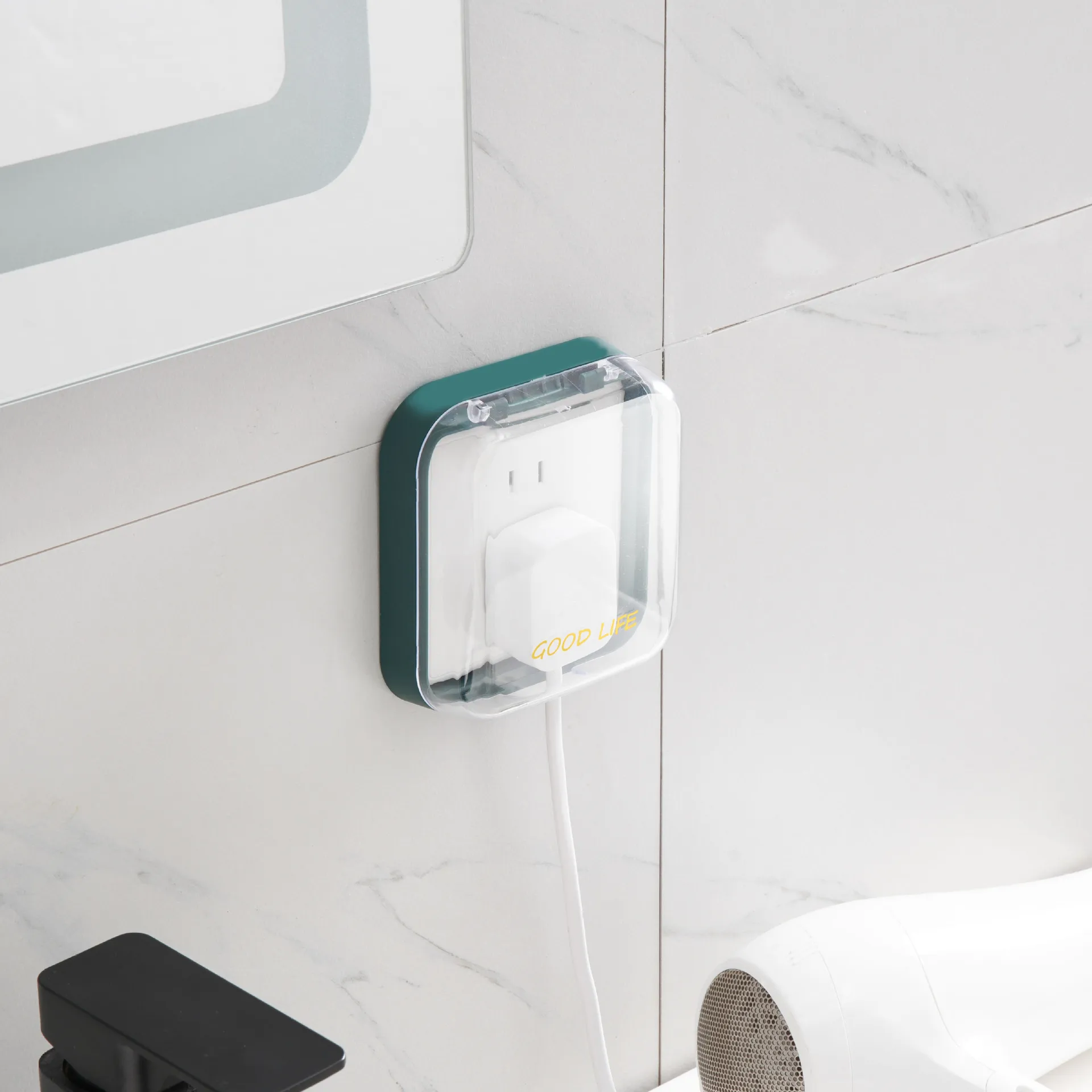 غطاء مفتاح عالمي مع غطاء شفاف مقاوم للغبار ومقاوم للماء للمطبخ والحمام آمن لحماية عائلتك ذاتية اللصق في المنزل