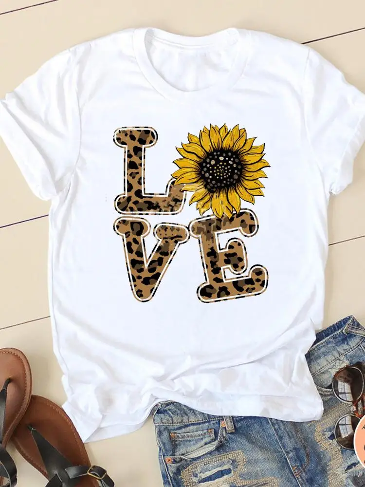 Short Sleeve Tee T-shirts Summer Casual Female Clothing Fashion Leopard Love Heart Trend Women Regular Graphic T Shirt Clothes