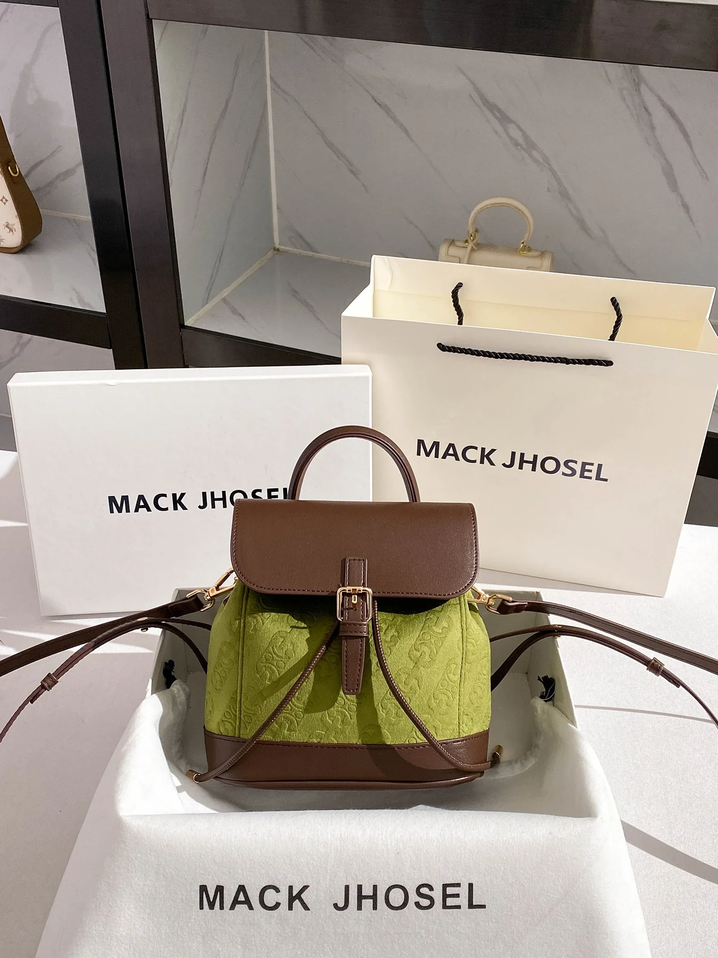 sac-a-main-decontracte-en-polyester-et-cuir-ma-jhosel-nouvelle-collection-2026-pour-femme-texture-velours-vintage-ideal-pour-les-trajets-quotidiens-et-les-voyages