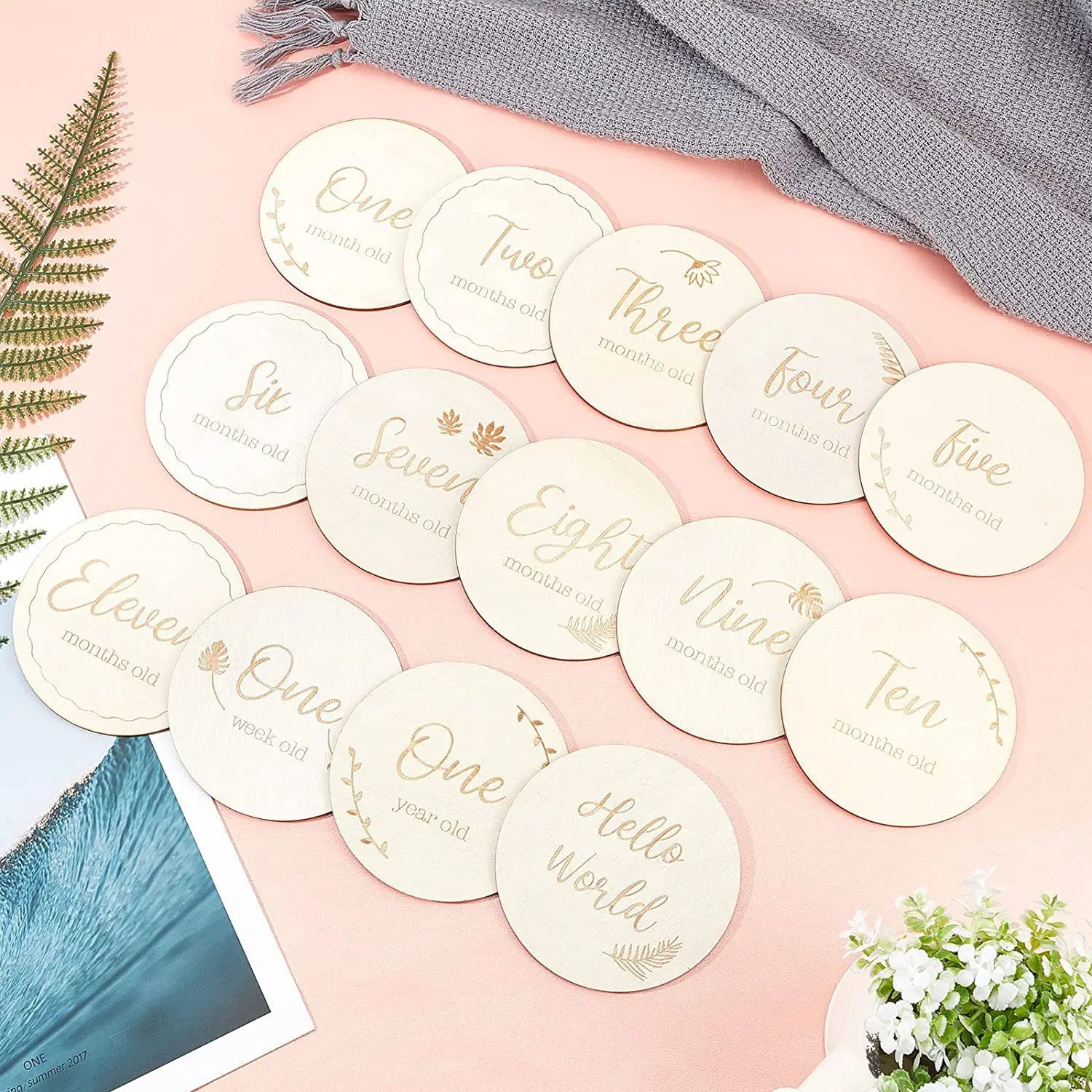 

Newborn Photography Props Baby Growth Commemorative Card Wooden Cloud Calendar Birth Monthly Recording Album Milestones Poster