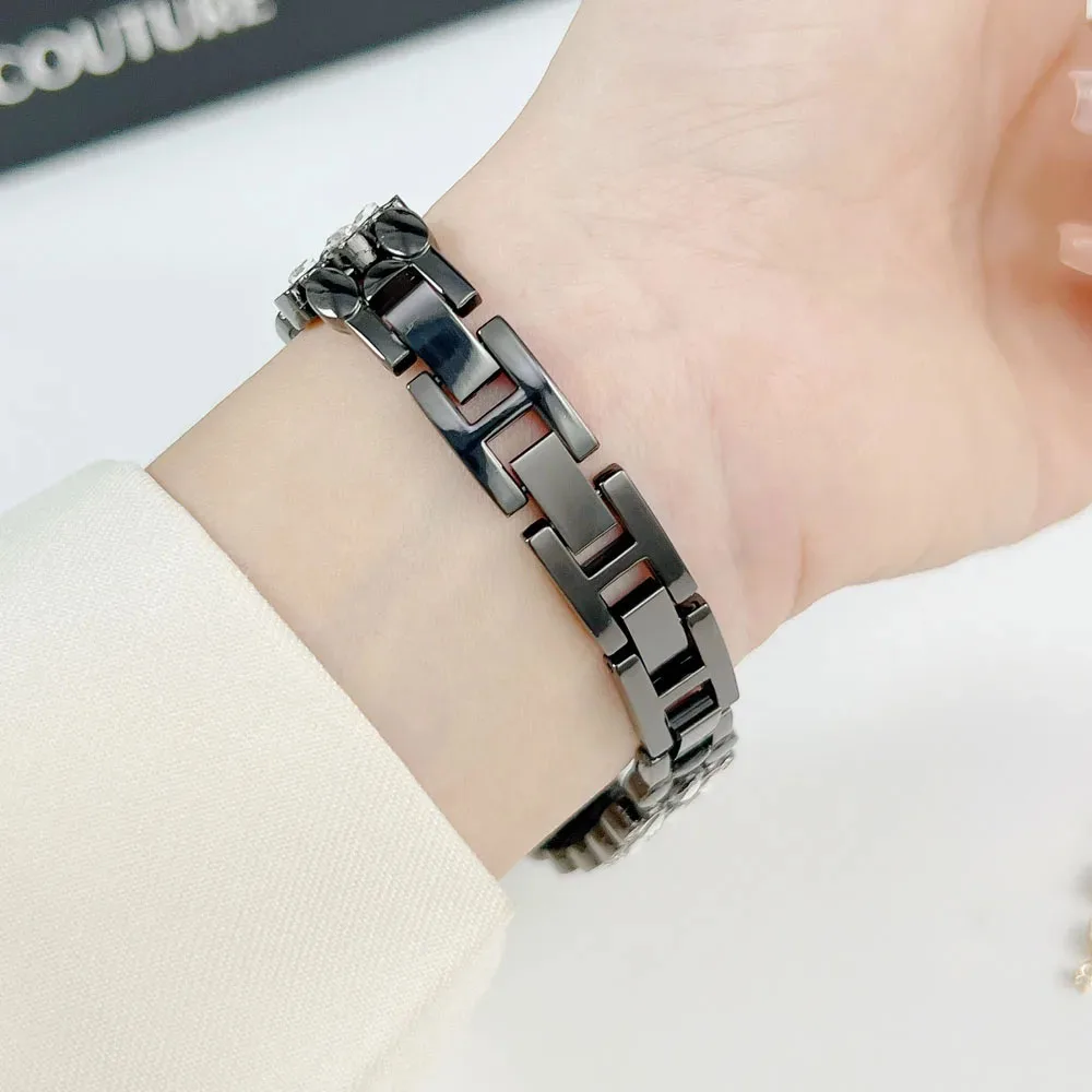 سوار ساعة معدني أنيق لساعة Xiaomi الذكية 8/9/ 10 سوار ساعة ذكية Mi Band 9 معصمه بديل فاخر أسود لامع