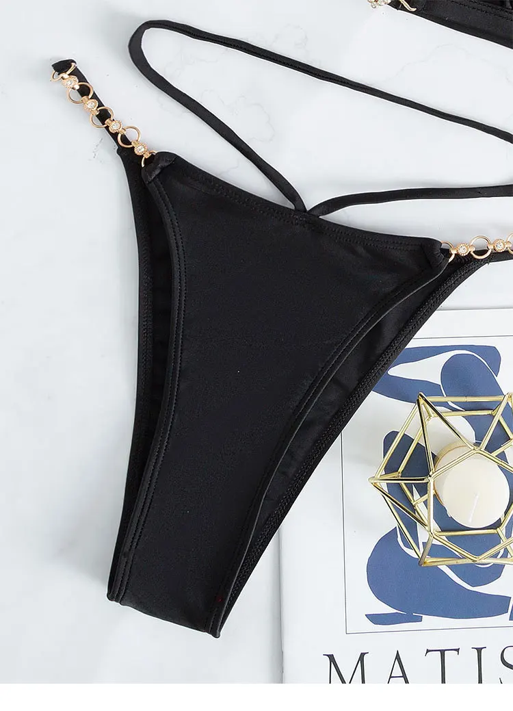 Sex Appeal Solid Color V-Neck Chain Triangle Sexy Bikini Beach Swimsuit Mini Micro Bikini Women Swim Clothing Sets