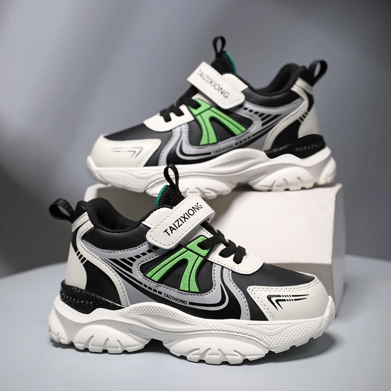 

Детские кроссовки для мальчиков, повседневная обувь, кожаная студенческая прогулочная обувь на плоской подошве, нескользящая легкая детская спортивная обувь для бега, тенниса