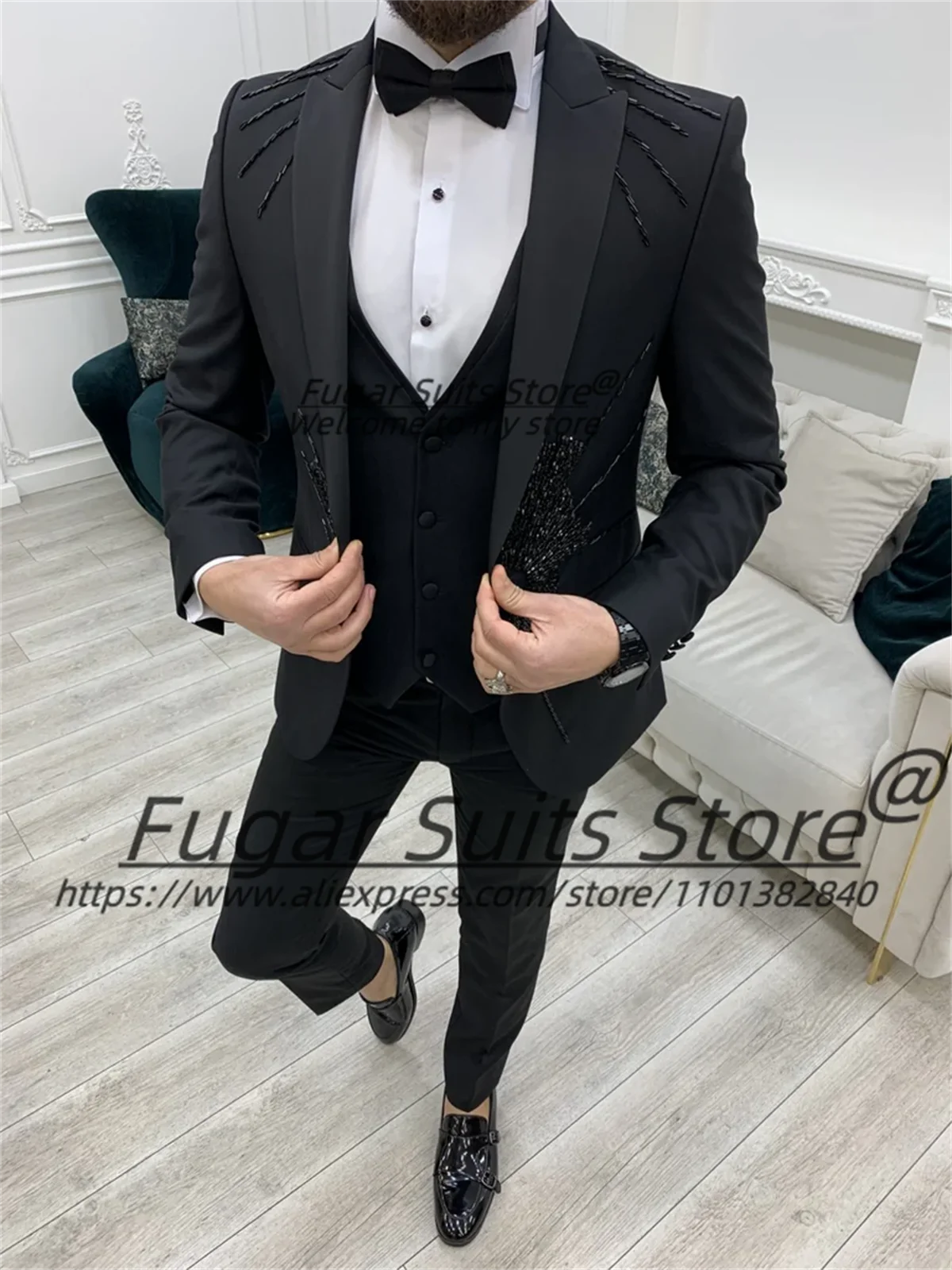 

Elegant Formal Men Suits Shiny Crystal Groom Wedding Tuxedos Customized Slim Fit Peak Lapel 3 Pieces Sets Male Party Blazers