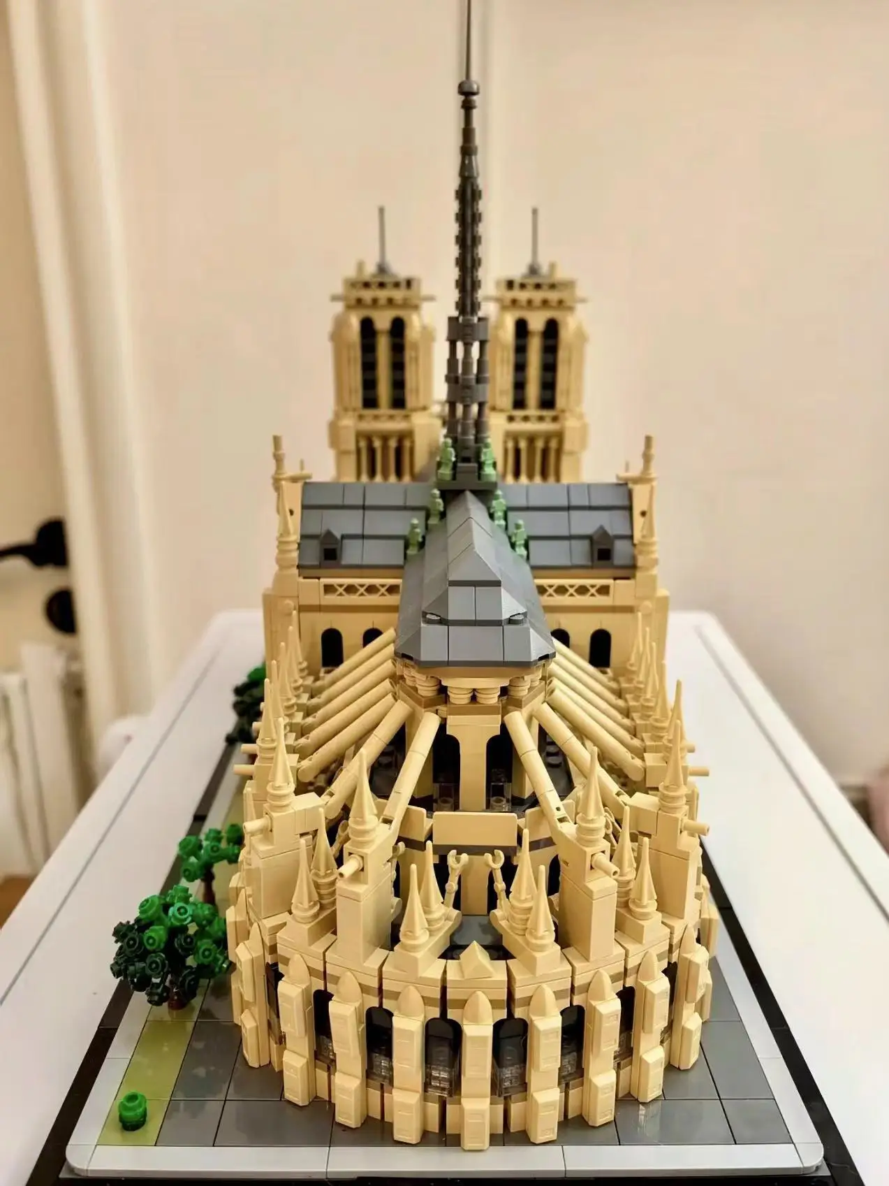 4383pcs City Architecture Series Building Blocks Notre Dame Cathedral Large Assembly Building Block Model Toy Birthday Gift