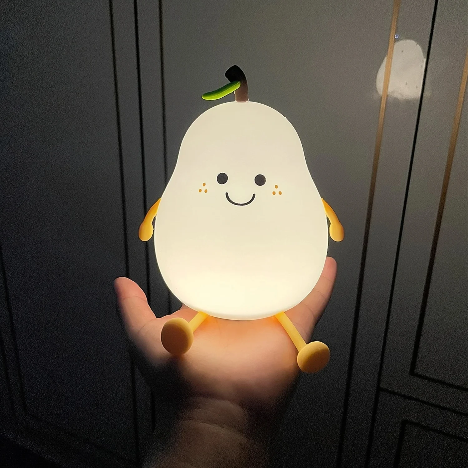 New Unique and Fun Fruit Nightlight - Creative Silicone Pear Shaped USB Charging Night Light for Child's Bedroom Decoration, Cut