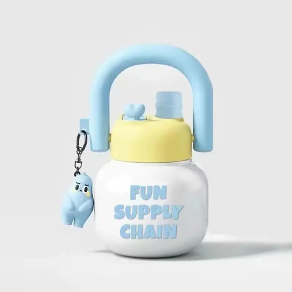 

800ml Kids Water Sippy Cup Leakproof Dustproof Cartoon Plastic Cup with Pendant Drinkware Sport Water Bottle Summer