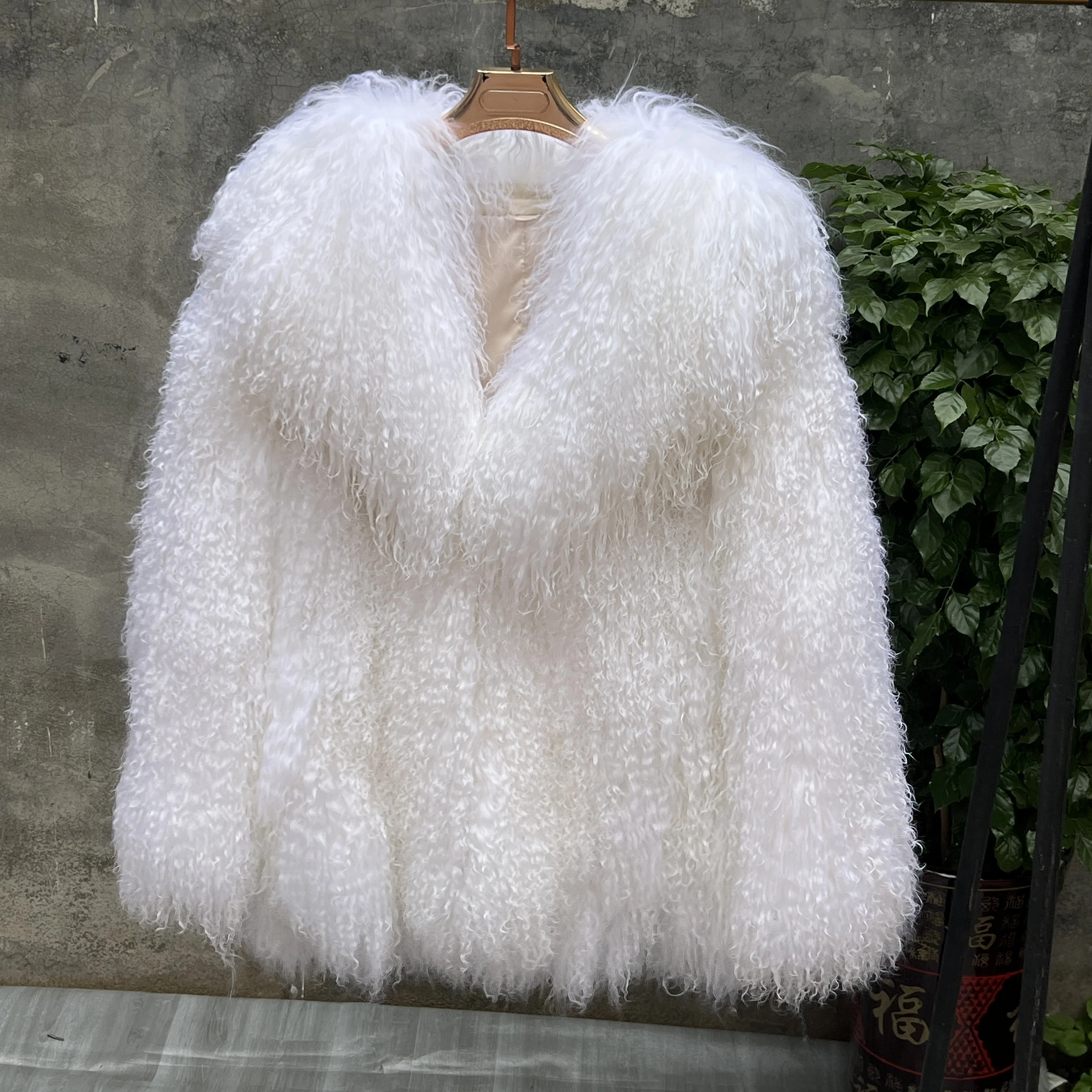 معطف فرو الأغنام المنغولية الطبيعية من أولاندي لعام 2025 معطف نسائي شتوي من جلد الغنم البني عالي الجودة جاكيت أبيض بياقة بدلة #4