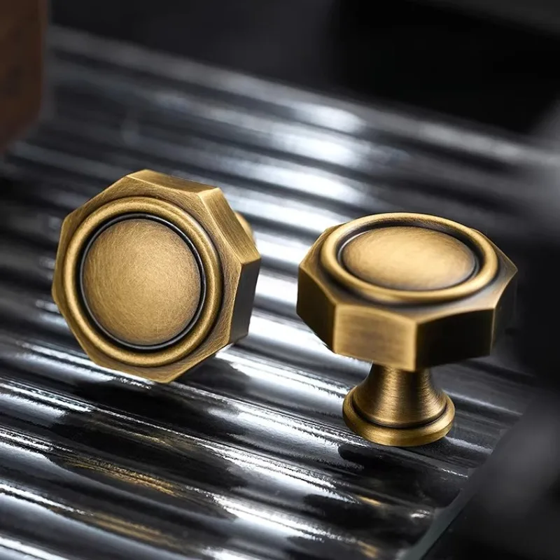 French Luxury Circular Single Hole Solid Brass Cabinet Furniture Drawer Shoe Cabinet Door Handle Round Knobs T-Bar Wardrobe Pull