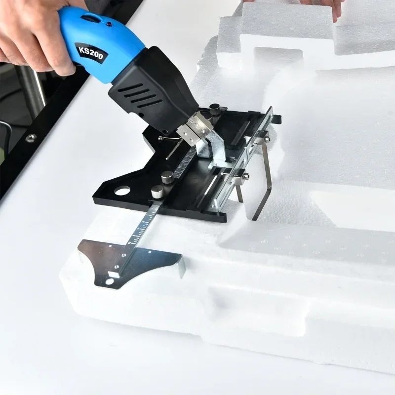 Small Customized Mo…