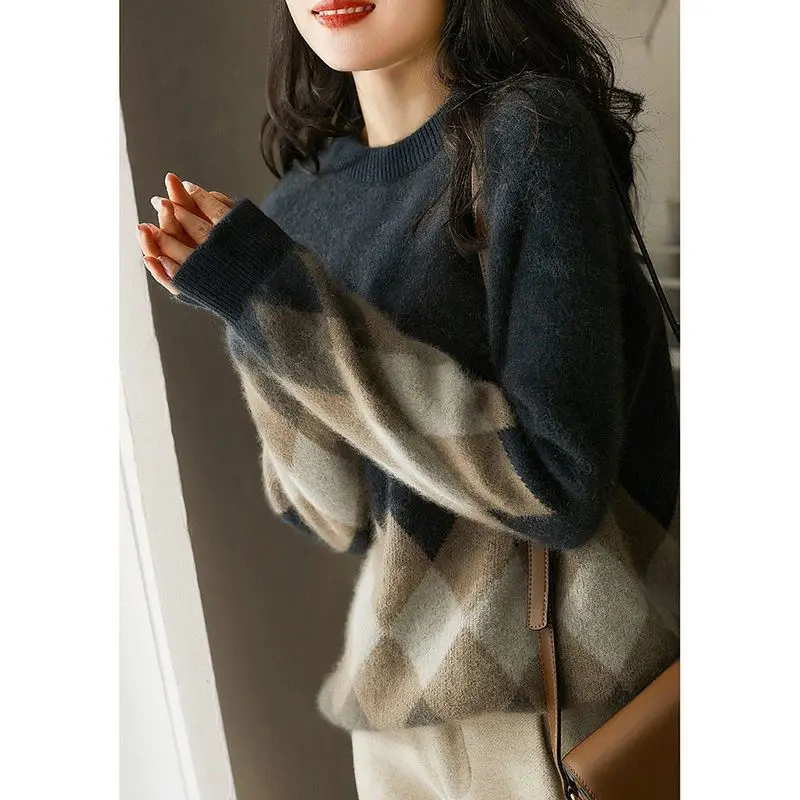 Large Size Solid Color Sweater Women Autumn Winter Loose O-neck Long Sleeve Knitwear Fashion All-match Simplicity Knitting Tops