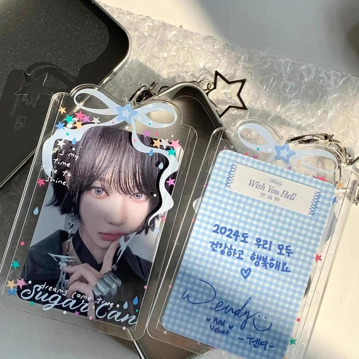 

Корейский красочный держатель для карт со звездным бантом, прозрачный блестящий защитный чехол для карт с брелком K-Pop Idol Goo, чехол для карт, новый