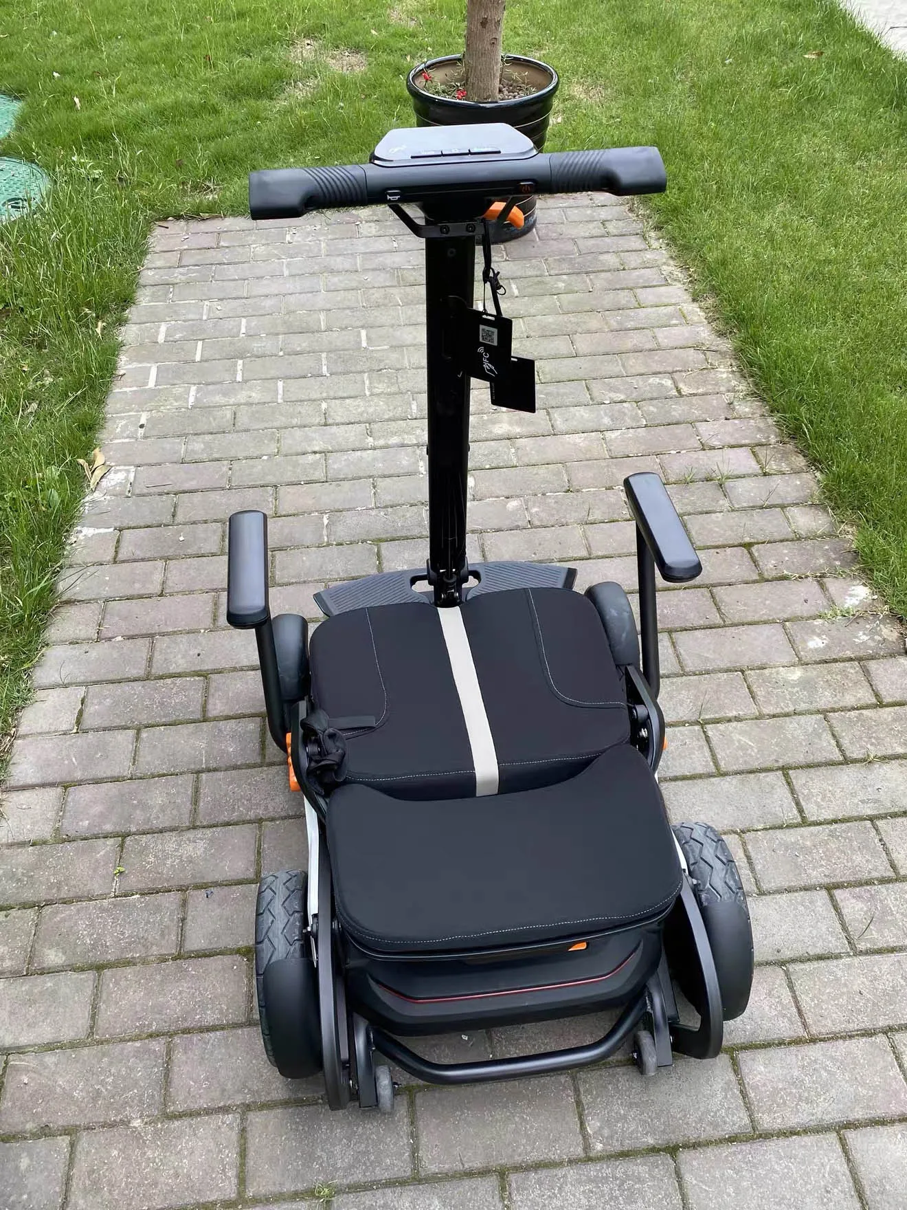 Airplane Carry on Foldable Manual Four Wheel Mobility Cart Ultra Light Portable Travel Walking Aid Scooter for Senior Outdoor