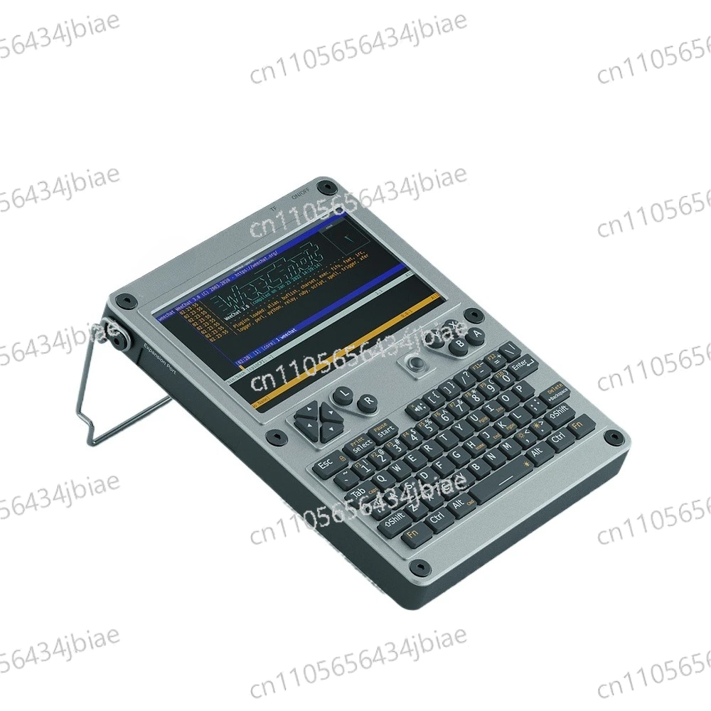 

В наличии: Новый комплект RPI-CM4 Lite