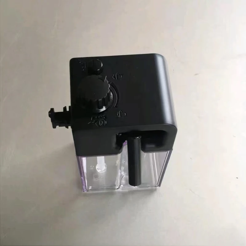 

Suitable for Nespresso capsule coffee machine EN550 complete set of milk tank components and accessories