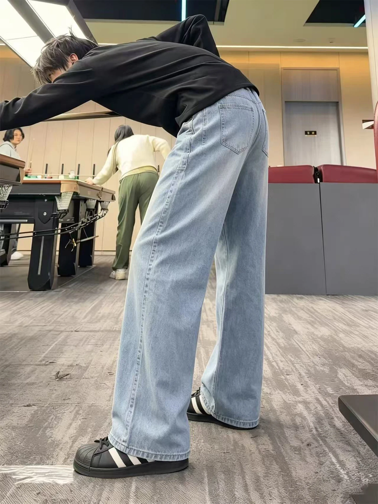 

Light Blue Men's Silk Denim Jeans Summer Thin Ice Silk Casual Loose Wide Leg Knife Pants Breathable Comfortable Straight Cut