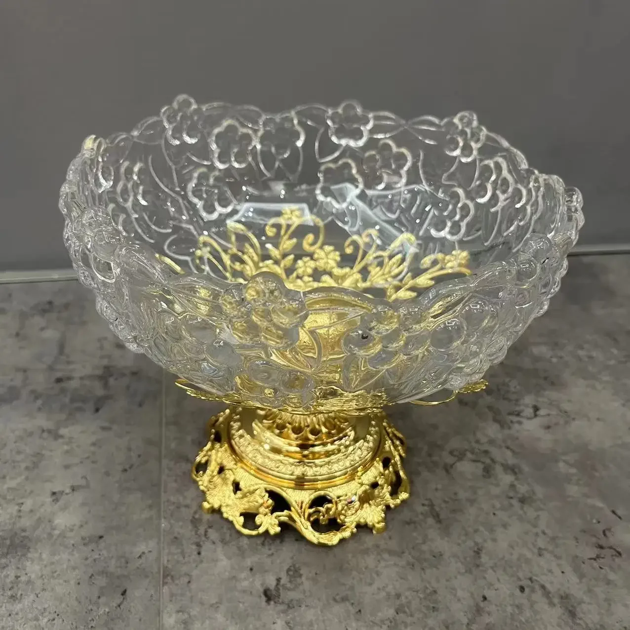 

For Brass Crystal Glass Fruit Plate Luxury Home Wedding Party Decor Golden Cutlery Holder Made of Wood and Copper