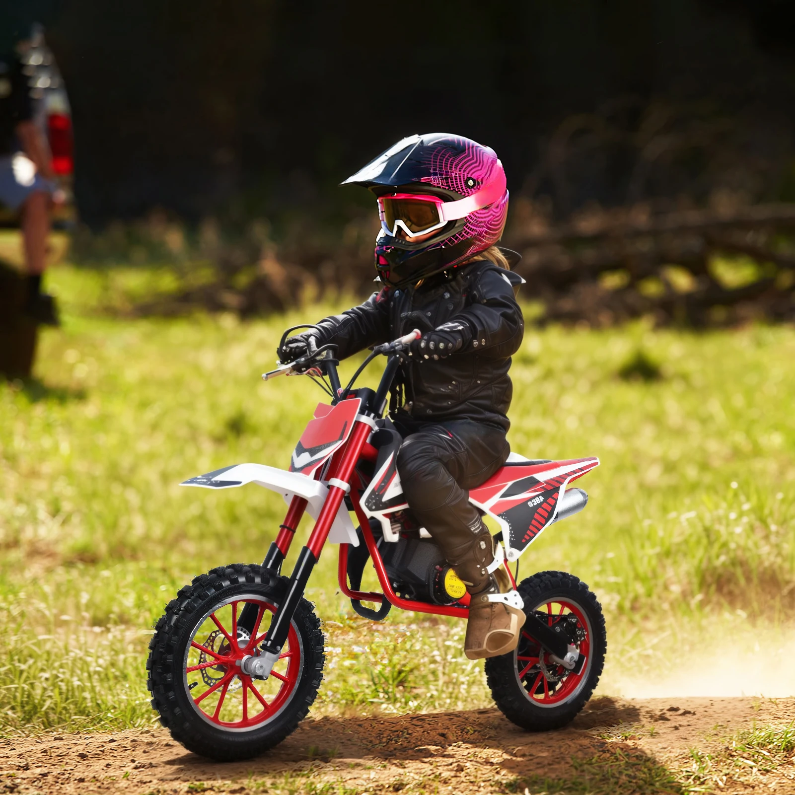 

Мини-мотоцикл 49 куб. см, 2-тактный, бензиновый, внедорожный, с передней телескопической вилкой и задней одинарной амортизационной подвеской.