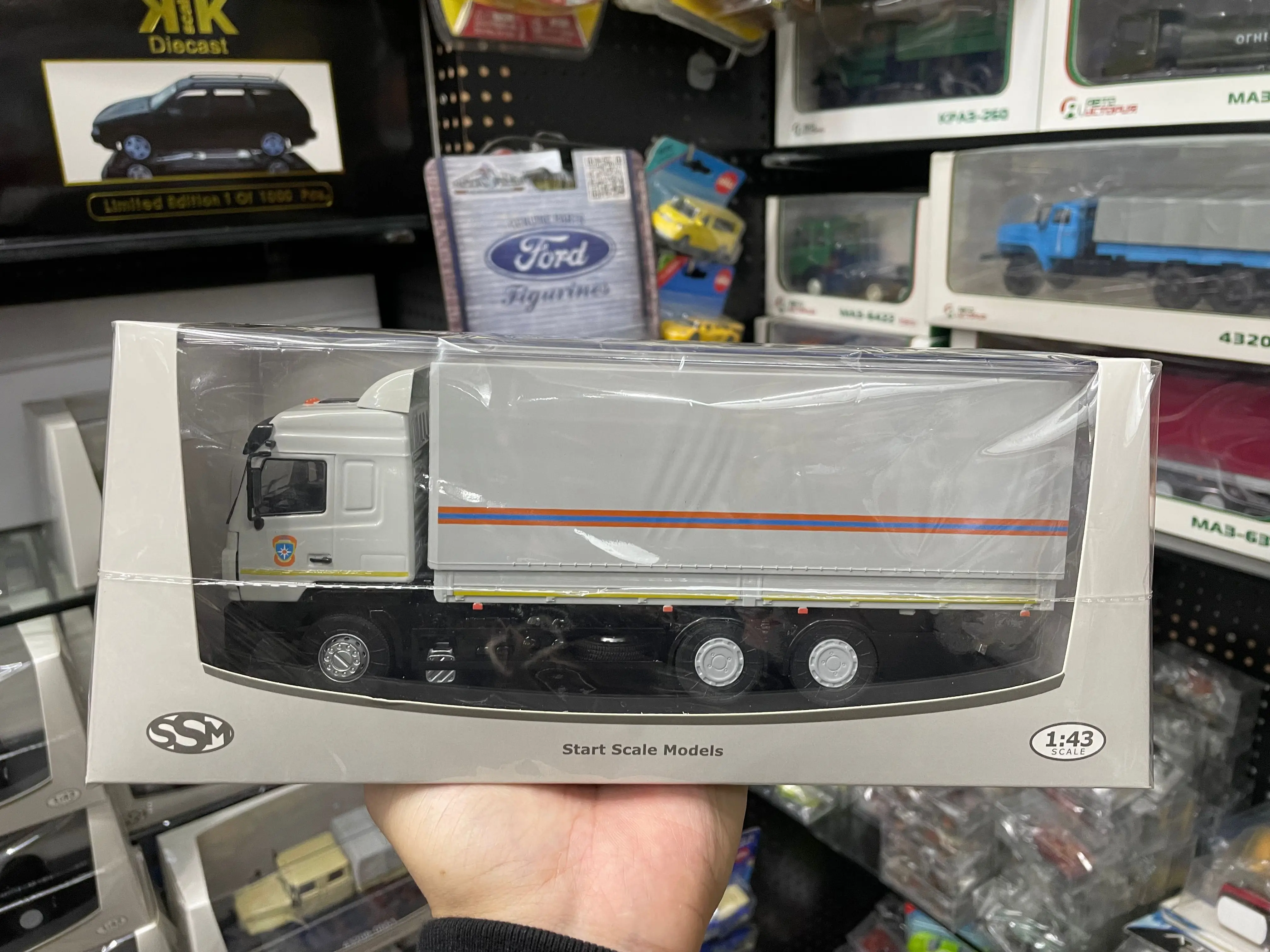 

Start Scale Models SSM 1/43 Scale Die-Cast Model Truck MA3-6312 New in Box