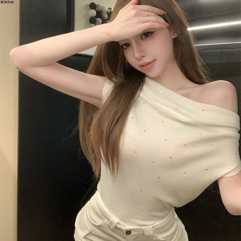 Pure Desire Spicy Girl Irregular Shoulder Design Knitted Short Sleeve T-Shirt Diamond Heat Pressed Slimming Versatile Top