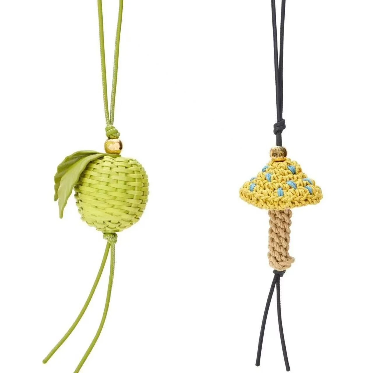 lindo-colgante-de-manzana-verde-y-champinon-para-bolso-colgante-trenzado-de-cuero-suave-regalo-Unico-hecho-a-mano-para-mujeres-y-ninas