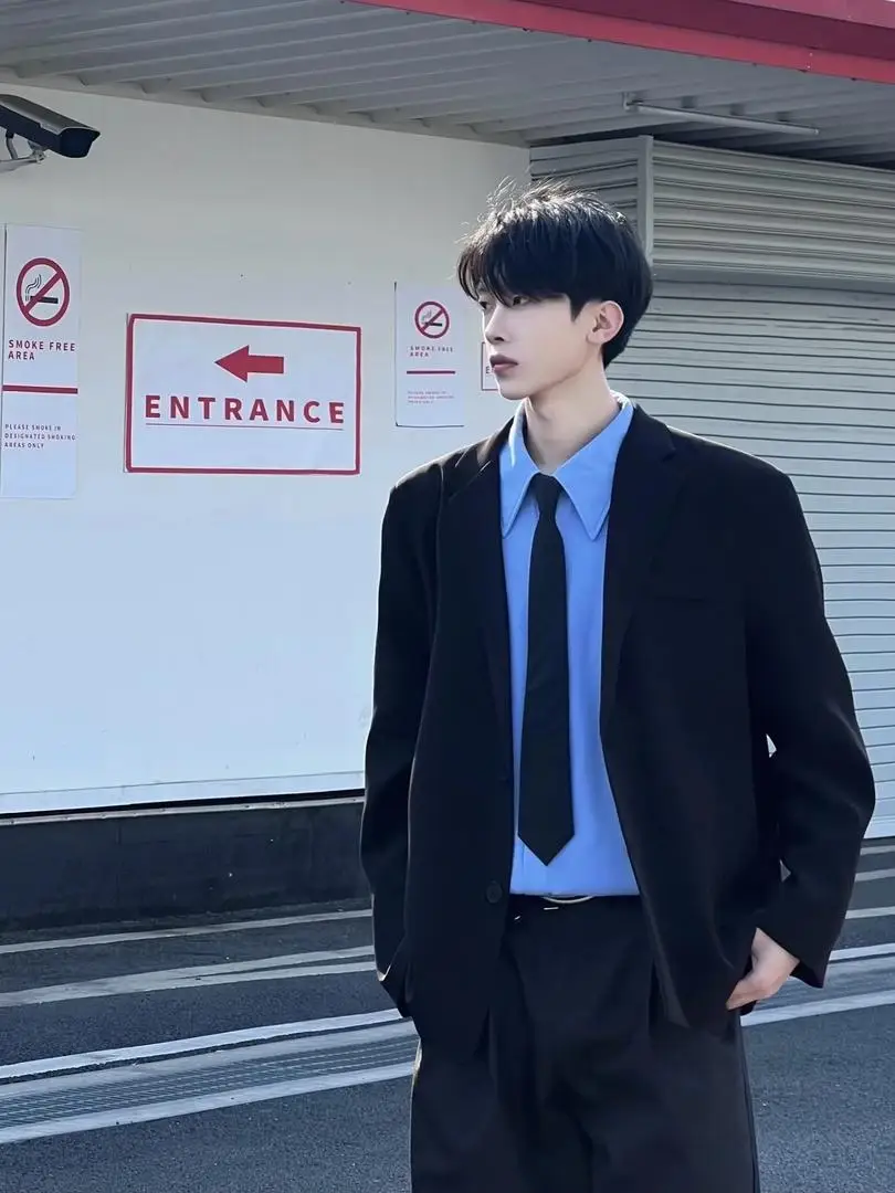 

Мужской костюм Cleanfit Spring Casual: легкий, стильный, в корейском стиле, для повседневной носки, из полиэфирного волокна