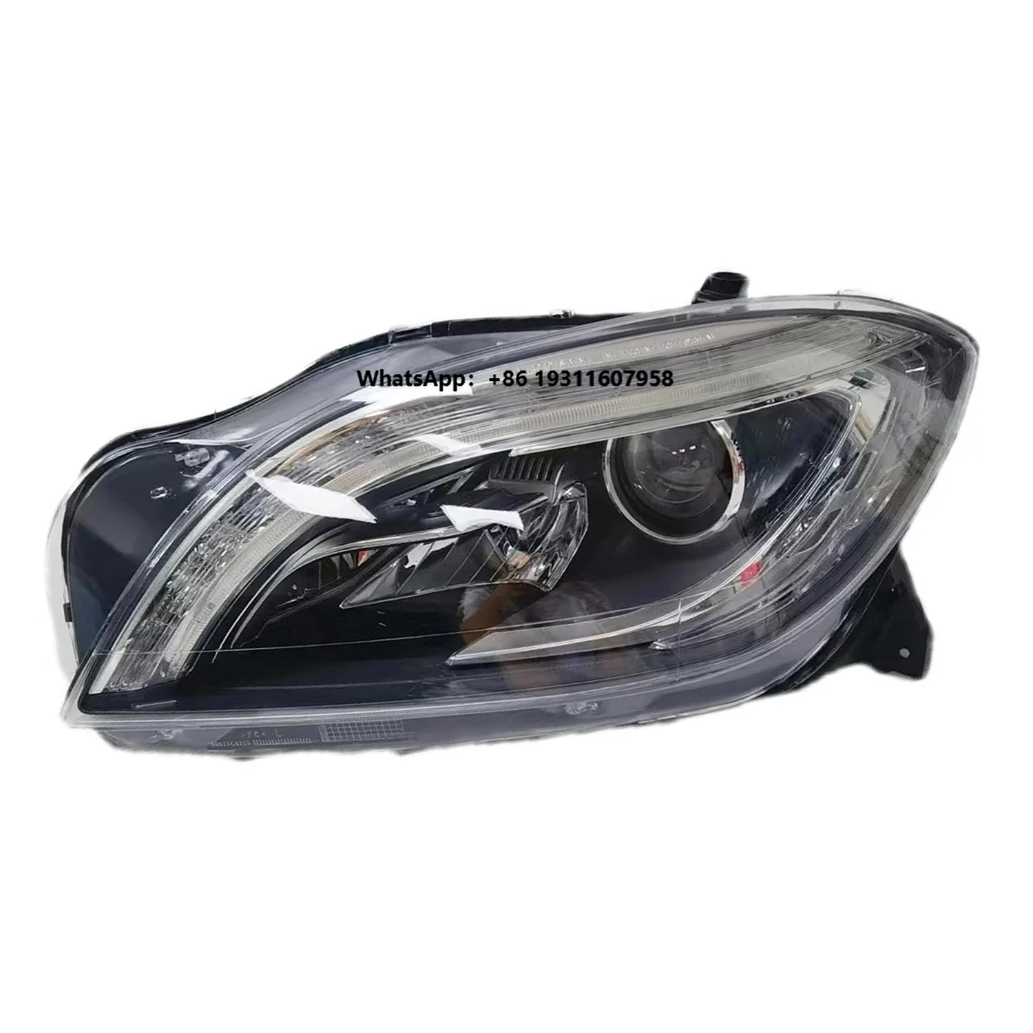 

Original 2013-2015 ML 166 HID Headlight Assembly New Condition ML300 ML350 ML400 ML450 Models