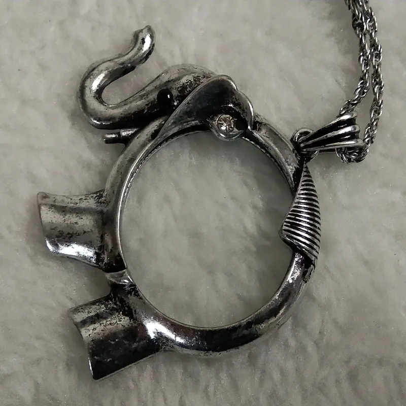 Antique Silver Lucky Elephant Pendant Necklace with Magnifying Glass Monocle for Women Elegant Evening Accessory Home Decor