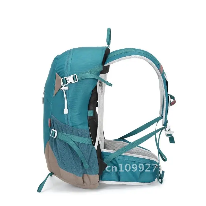 

30L Lightweight Hiking Backpack with Travel Cover, Outdoor Sport Skiing Daypack Cycling Bag Women for Camping Climbing Men Rain